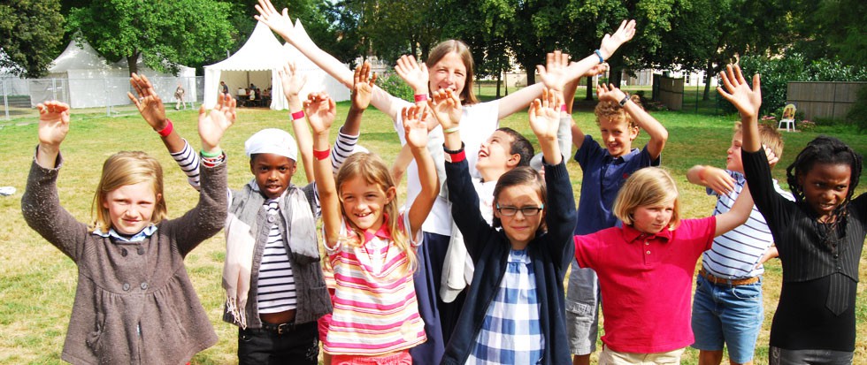 La vie consacrée expliquée aux enfants Viens lève-toi © Communauté de l'Emmanuel 2013