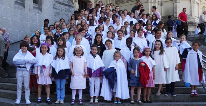 Pèlerinage des servantes d'assemblée Servante d'assemblée © Communauté de l'Emmanuel 2014