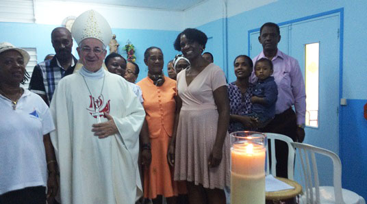 Guadeloupe : Mgr Riocreux rencontre l'Emmanuel Emmanuel Guadeloupe