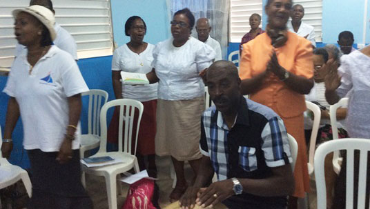 Guadeloupe : Mgr Riocreux rencontre l'Emmanuel Emmanuel Guadeloupe
