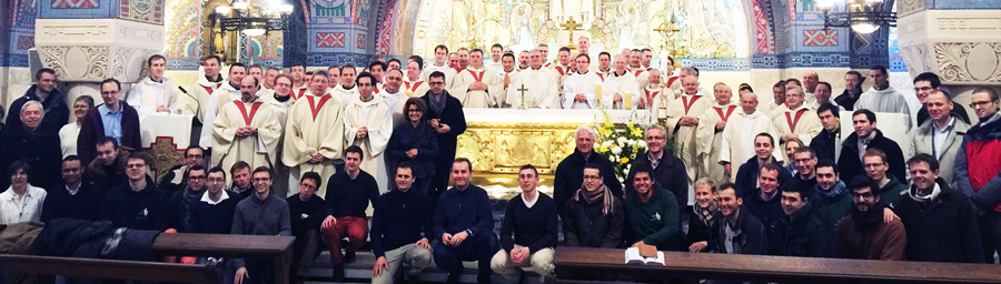 Rencontre pascale des prêtres et séminaristes de l'Emmanuel à Lisieux, Cracovie et Manille rencontre-pretres-lisieux-2