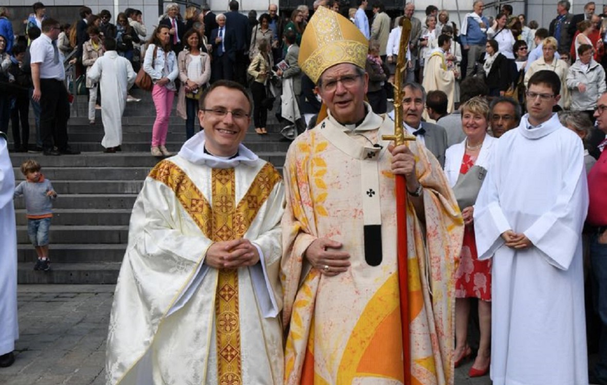Ils sont prêtres ! Gloire à Dieu ! Luc-Emmanuel Dupont, ordonné prêtre à Lille le 26 juin 2016.
