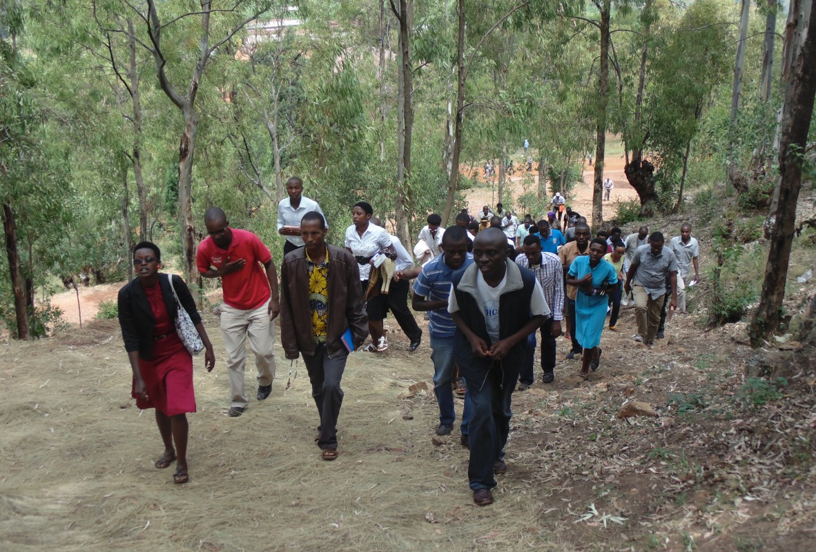 Les Jeunes du Burundi jubilent à Mugera Pélerinage jubilaire à Mugera pour les jeunes du Burundi © Communauté de l’Emmanuel