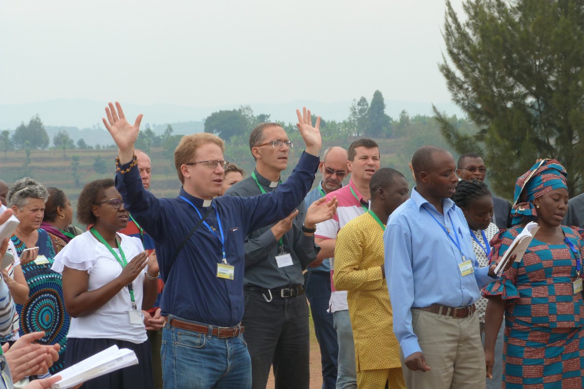 Session internationale au Rwanda : un avant-goût du ciel Louange à Kibeho