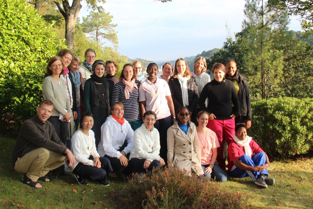 Une nouvelle maison de formation pour les sœurs consacrées. Les soeurs en formation pour la vie consacrée en 2016-2017
