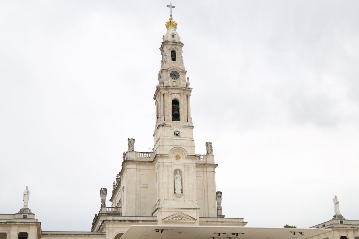 Les prêtres de l'Emmanuel rassemblés à Fatima RZ5A9502