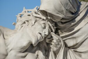 Triduum pascal : 3 questions à un prêtre pieta 1864077 1280