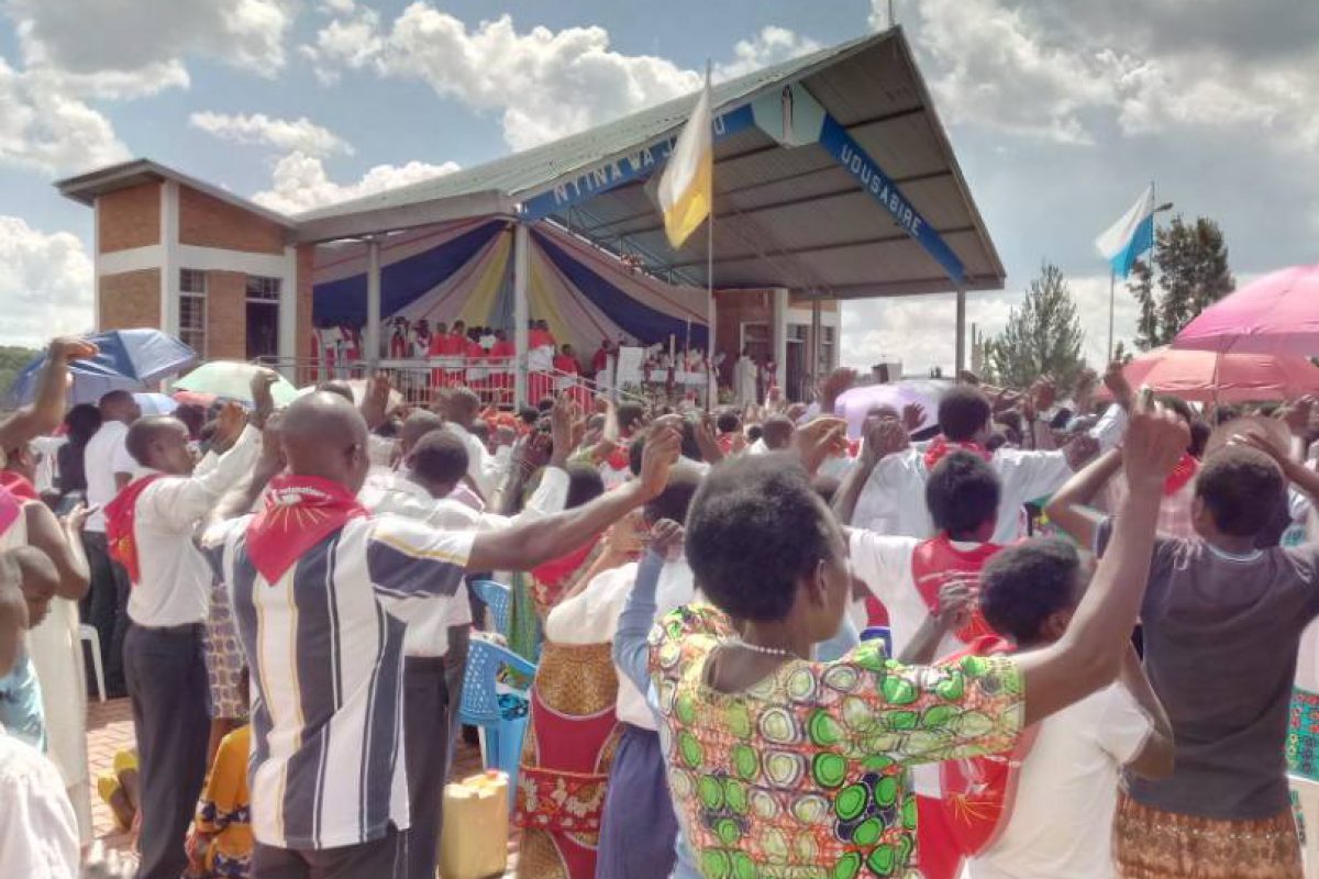 20 000 personnes à Kibeho pour la Pentecôte IMG 20170614 WA0009