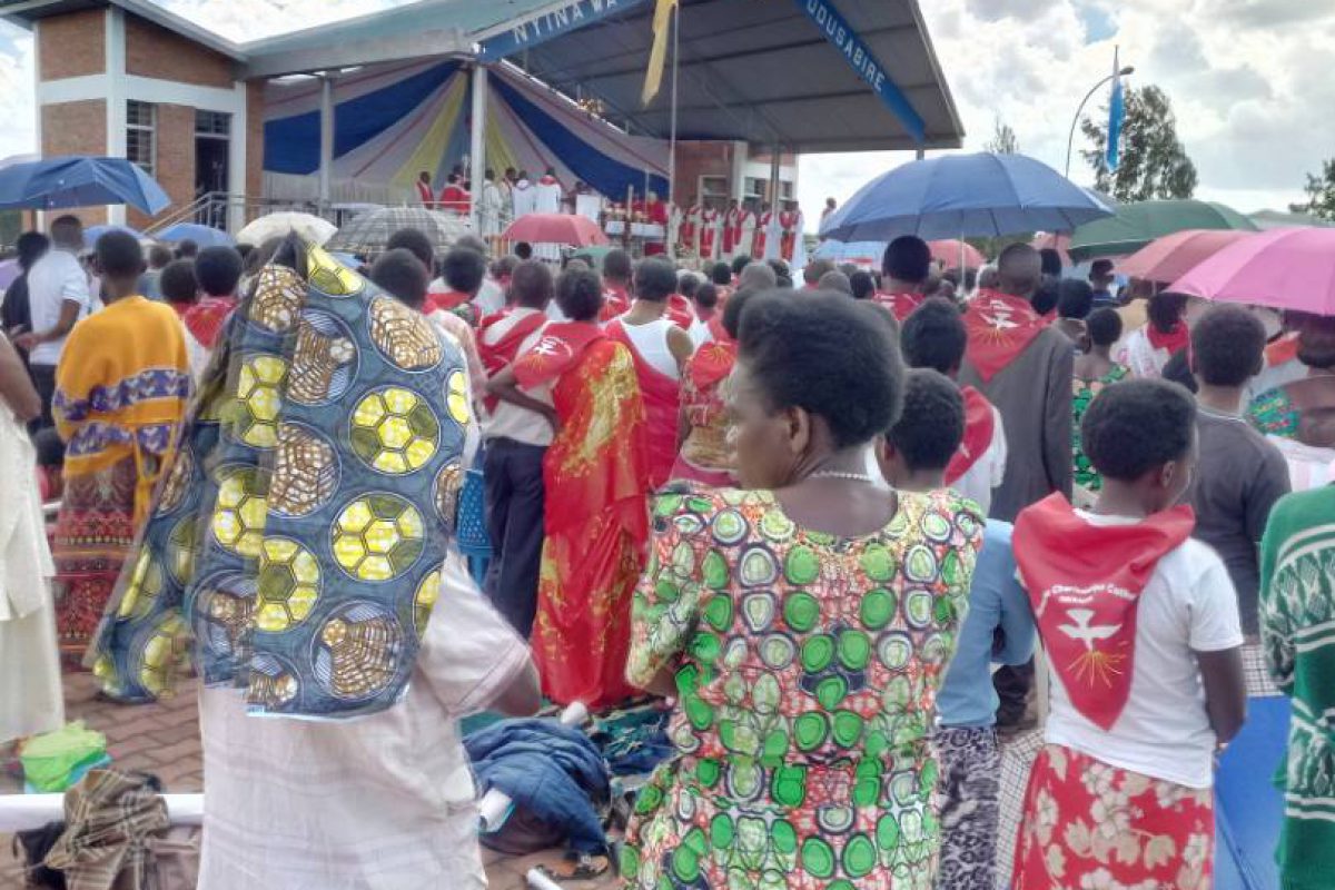 20 000 personnes à Kibeho pour la Pentecôte IMG 20170614 WA0012