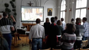 La Communauté de l'Emmanuel se consacre aux Cœurs de Jésus et de Marie 20171209 150416