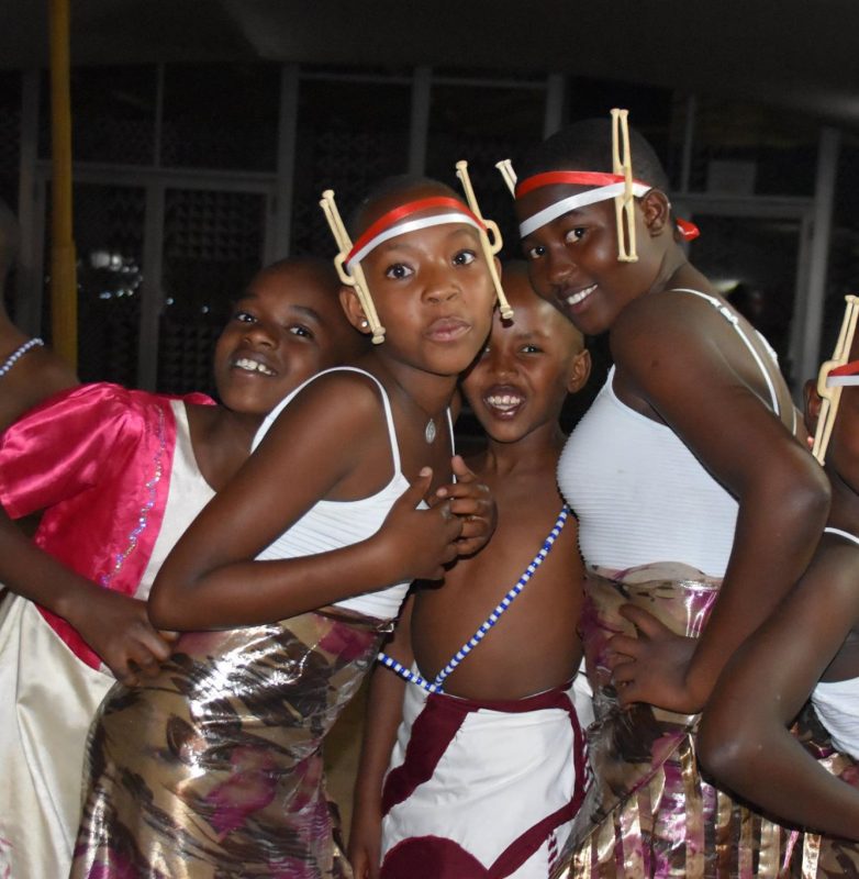 Le CECYDAR fête 25 ans à sortir les enfants de la rue - Photos des célébrations 21272882_1187351914698692_5458374767944626585_o