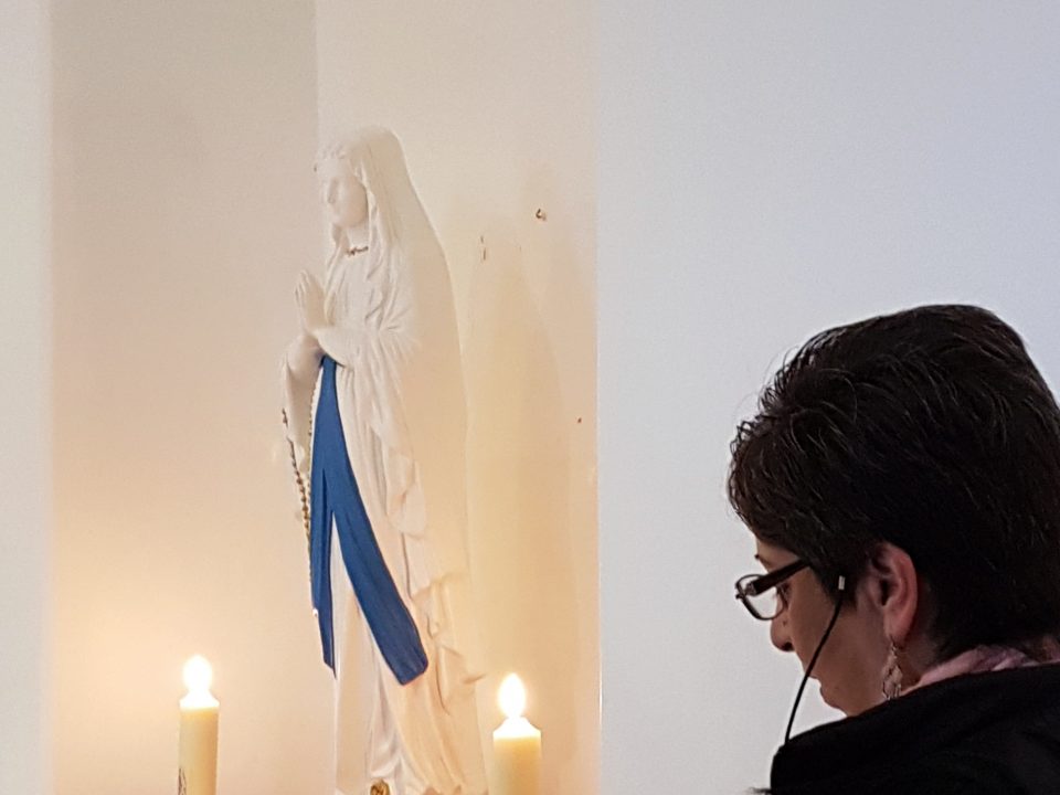 Consécration des Kids à Marie, Lourdes en Terre Sainte, pèlerinage orthodoxe en Albanie – nouvelles de la Communauté 143807