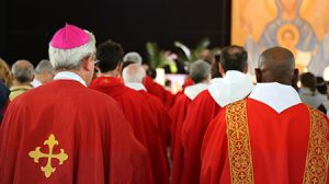 Prêtres de l'Emmanuel, ils témoignent de leur appel ! Pere R.