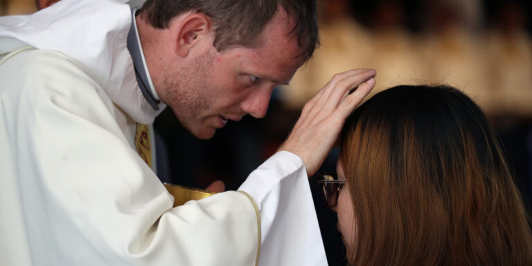 Paray-le-Monial, un lieu spirituel incontournable Benediction