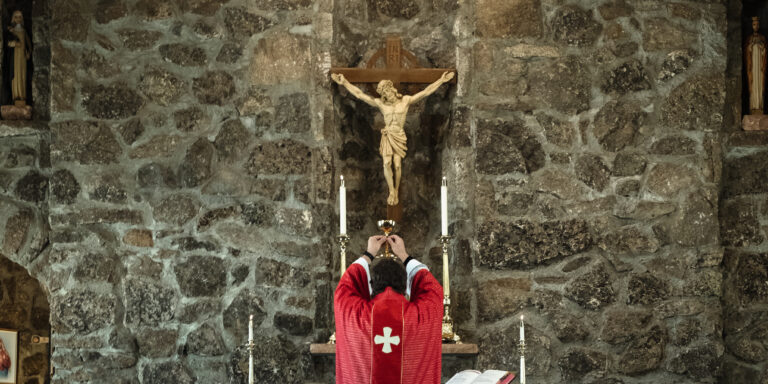 Une session Miséricorde et liturgie à Paray pour les animateurs en paroisse Elevation