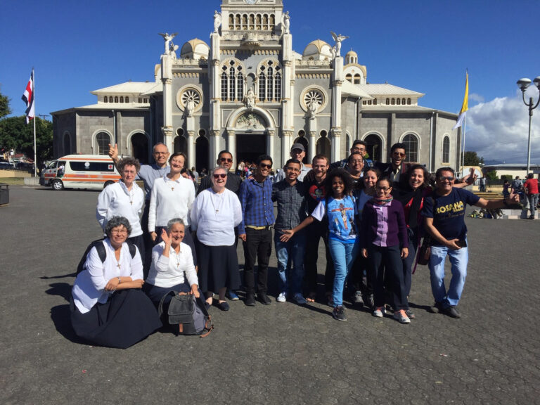"Qu'il me soit fait selon ta parole", première retraite vocationnelle au Costa Rica Grupo todo