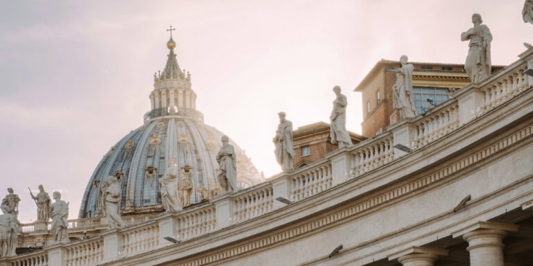 "Il vit et il te veut vivant !" - les 10 meilleures citations de Christus vivit St Pierre de Rome