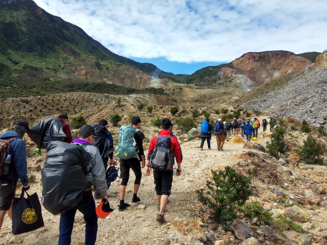"Me And Nature" - Renouveler sa dignité d'homme 8 Hiking
