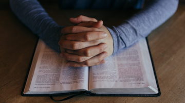 La liturgie, l'Eglise en prière Vignette priere en direct