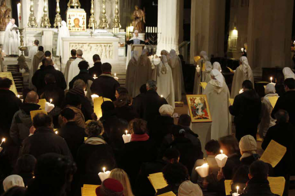 Se préparer à l’éternité : le temps liturgique Vigile pascale FMJ IEV