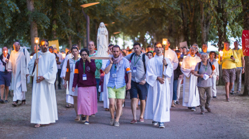 La liturgie, l'Eglise en prière Vignette piete populaire procession IEV348