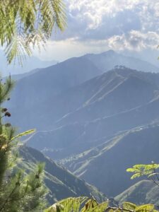 Ma découverte de l’Ecole Professionnelle Saint-Joseph Artisan (EPSJA) en Haïti haiti montagnes