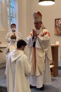 Le Seigneur m'a dit : "Veux-tu recevoir le sacrement de l'ordre?" image 2