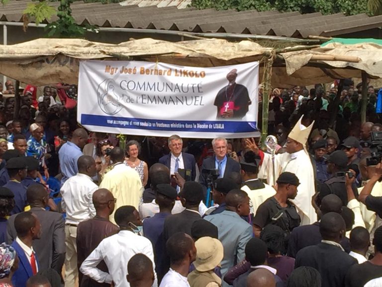 Retour sur l'ordination épiscopale de Monseigneur José Likolo, évêque de Lisala L 5