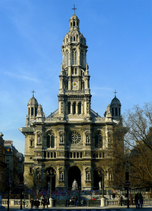 Vous êtes de passage à Paris ? Découvrez les lieux qui ont marqué l'histoire de Pierre Goursat et de l'Emmanuel Sainte Trinite Paris