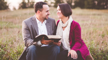 Le blog Vignette Facebook couple priere Bible