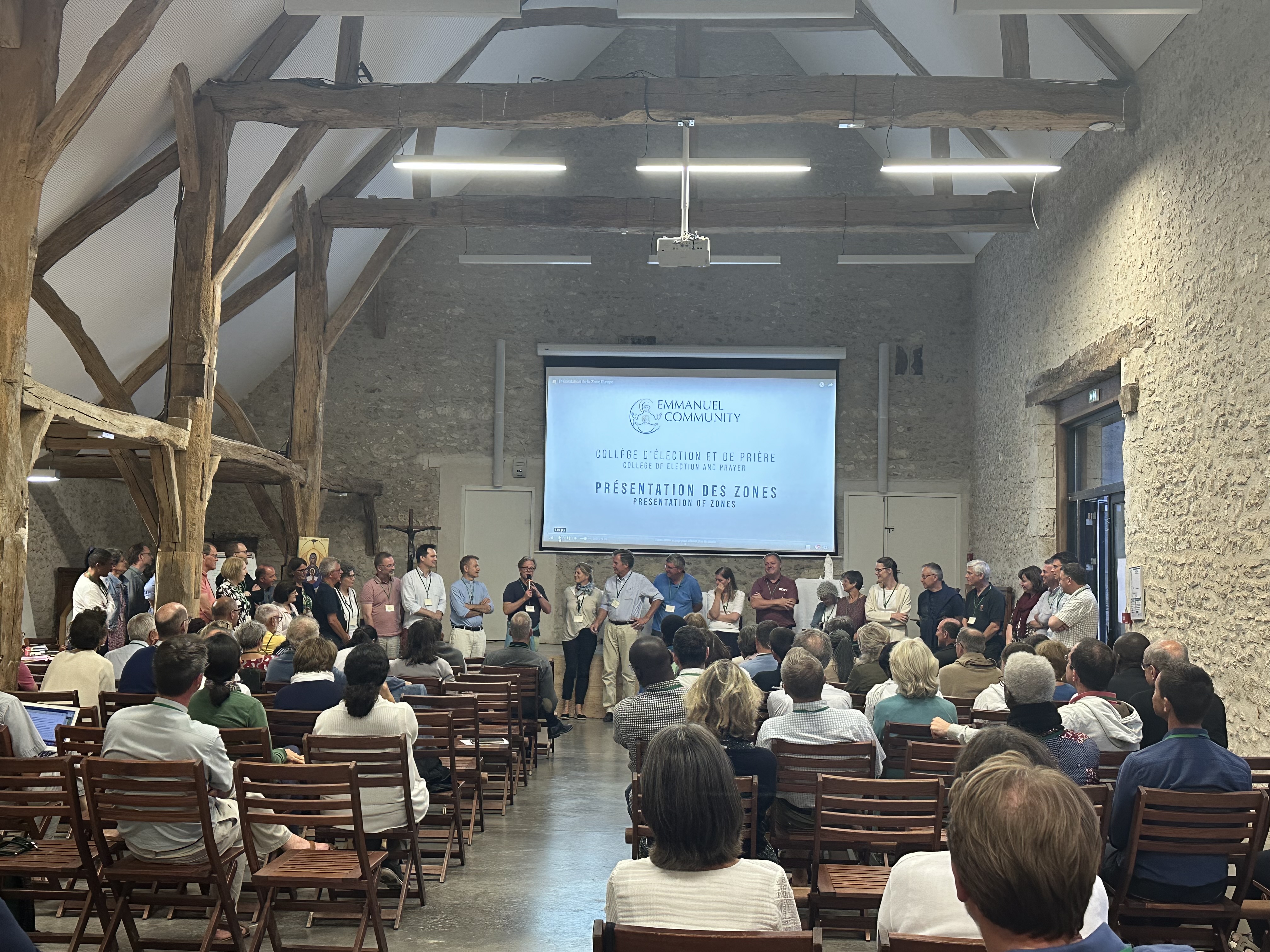 Election d’un nouveau conseil international pour la Communauté de l’Emmanuel IMG 2423